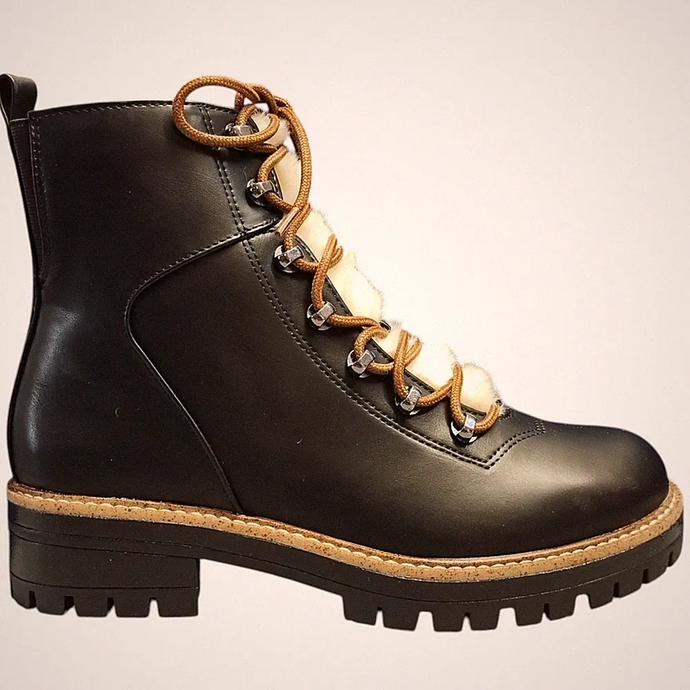 A New Day Leighton Hiking Boots Womens US 8.5 Multi Sherpa Tongue Memory Foam