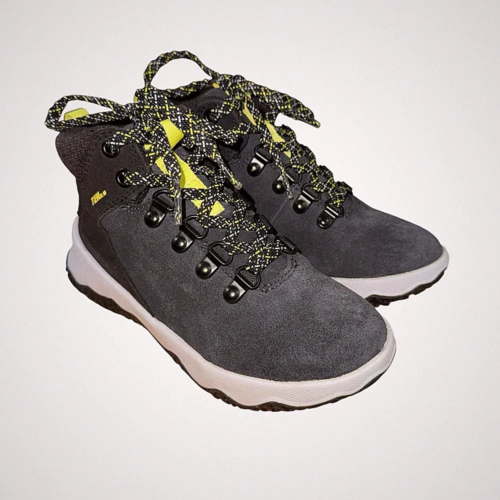 day hiking boots
